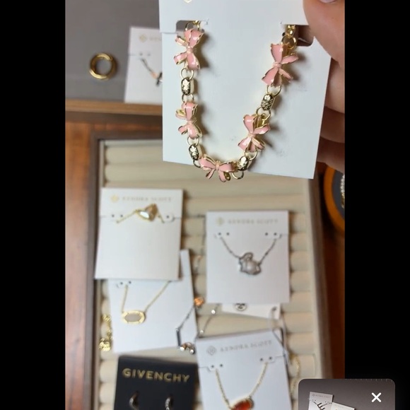 Kendra Scott love shack fancy  Pink Bow Charm Bracelet - Picture 2 of 2